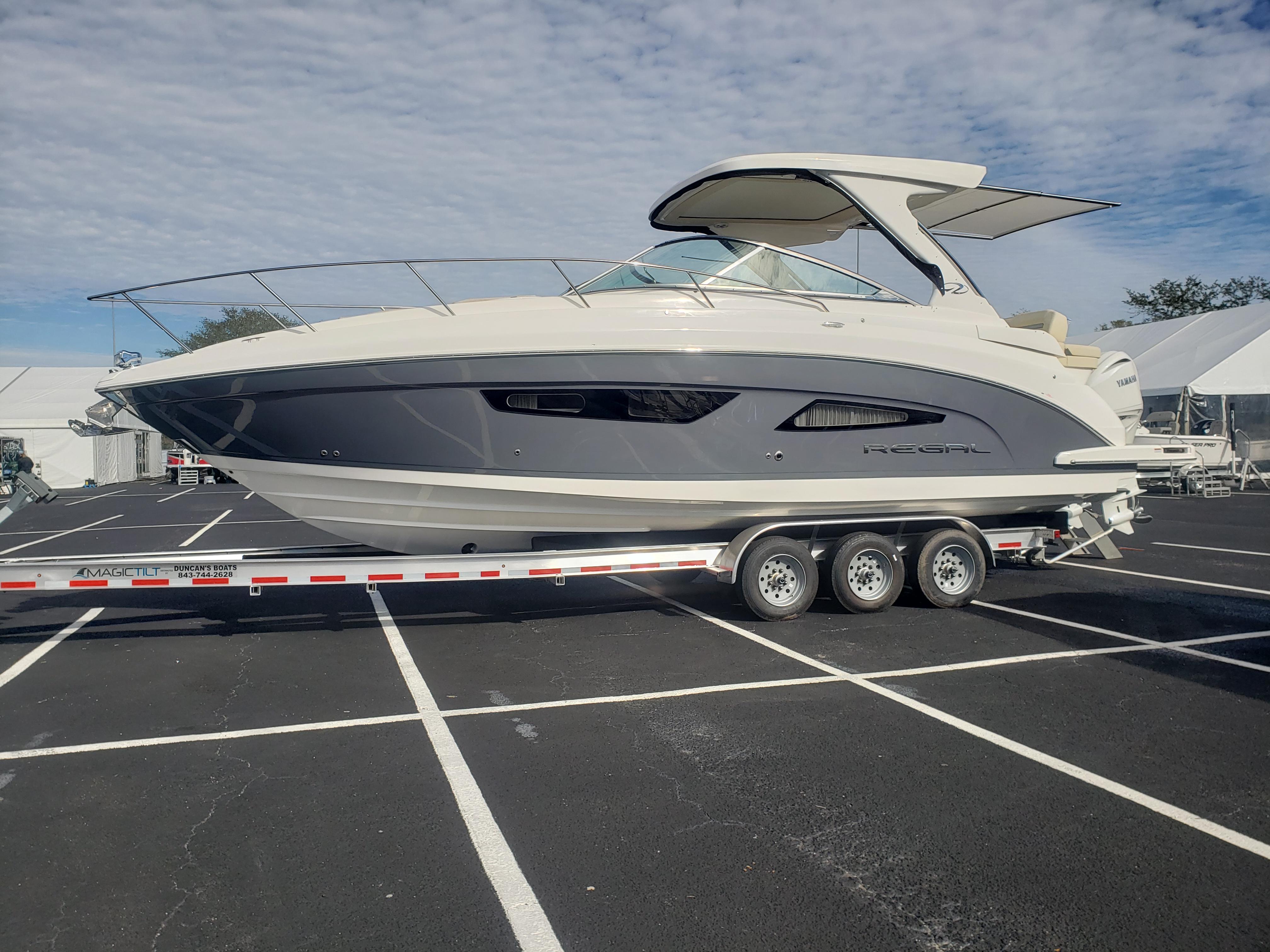 New 2023 Regal 33 XO, 29405 North Charleston - Boat Trader