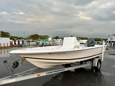 2007 Tidewater 1900 Bay Max