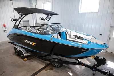 2023 Yamaha Boats 255XD