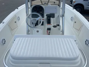 2004 Hydra-Sports 2300 Bay Bolt