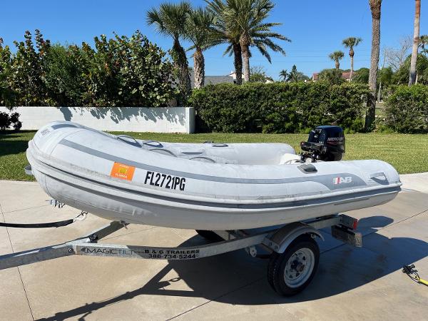 Lightweight And Portable Used Inflatable Boats for Sale For Leisure 