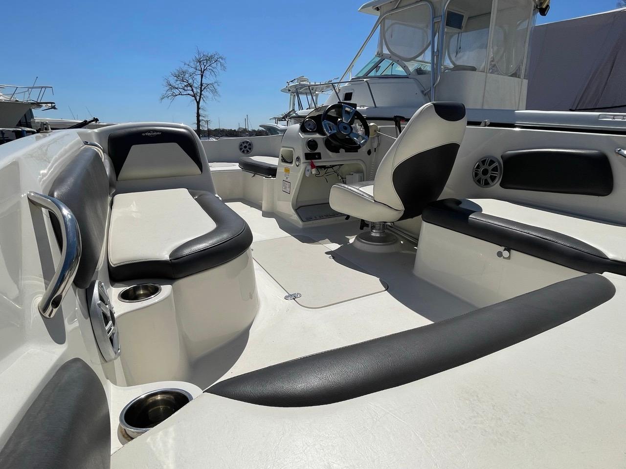 Used 2018 Stingray 182 SC, 08724 Brick - Boat Trader