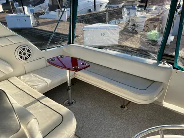 1995 Sea Ray 330 Sundancer