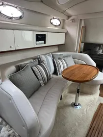 1995 Sea Ray 330 Sundancer