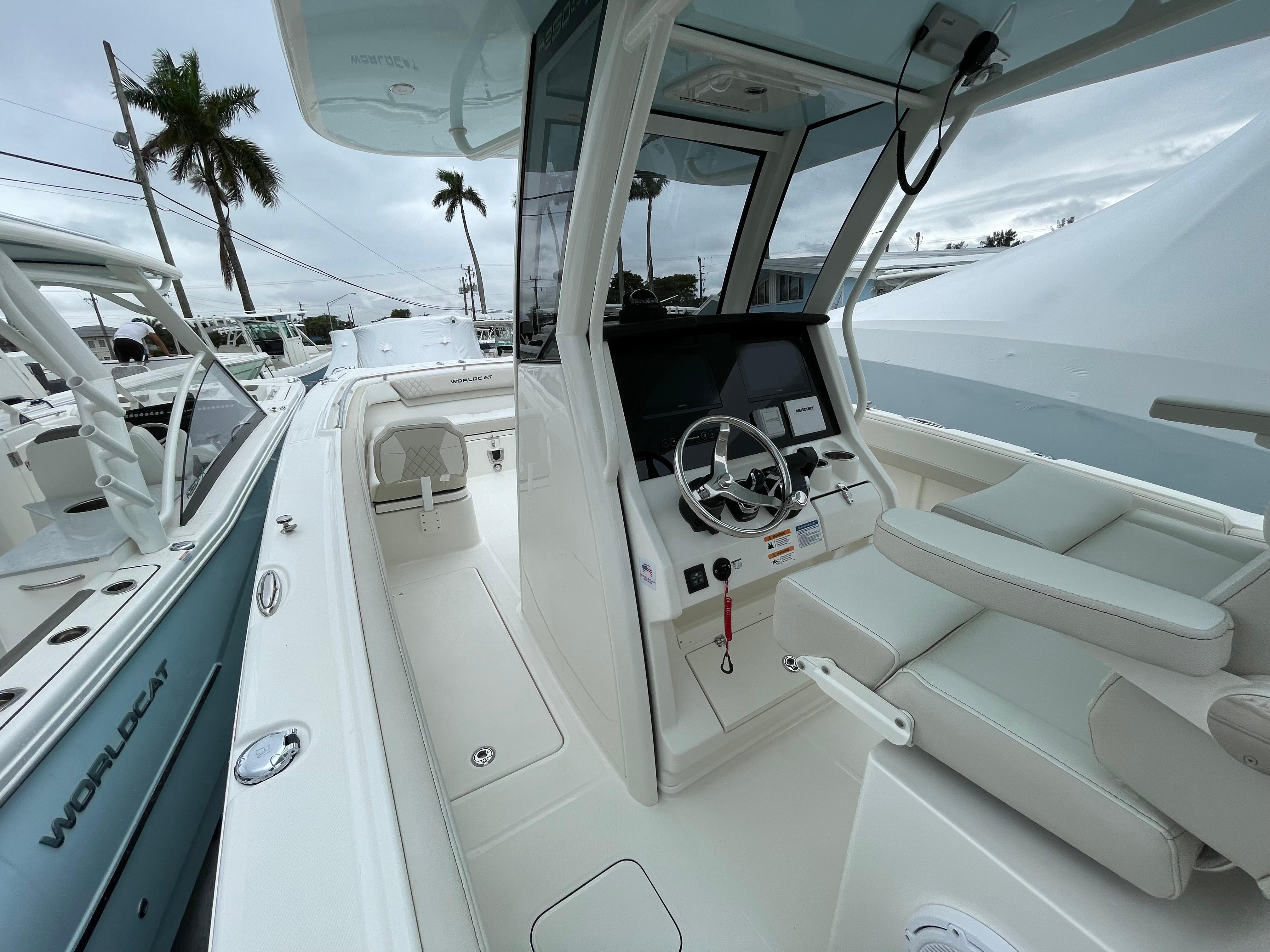 New 2024 World Cat 280 CC-X, 33312 Fort Lauderdale - Boat Trader