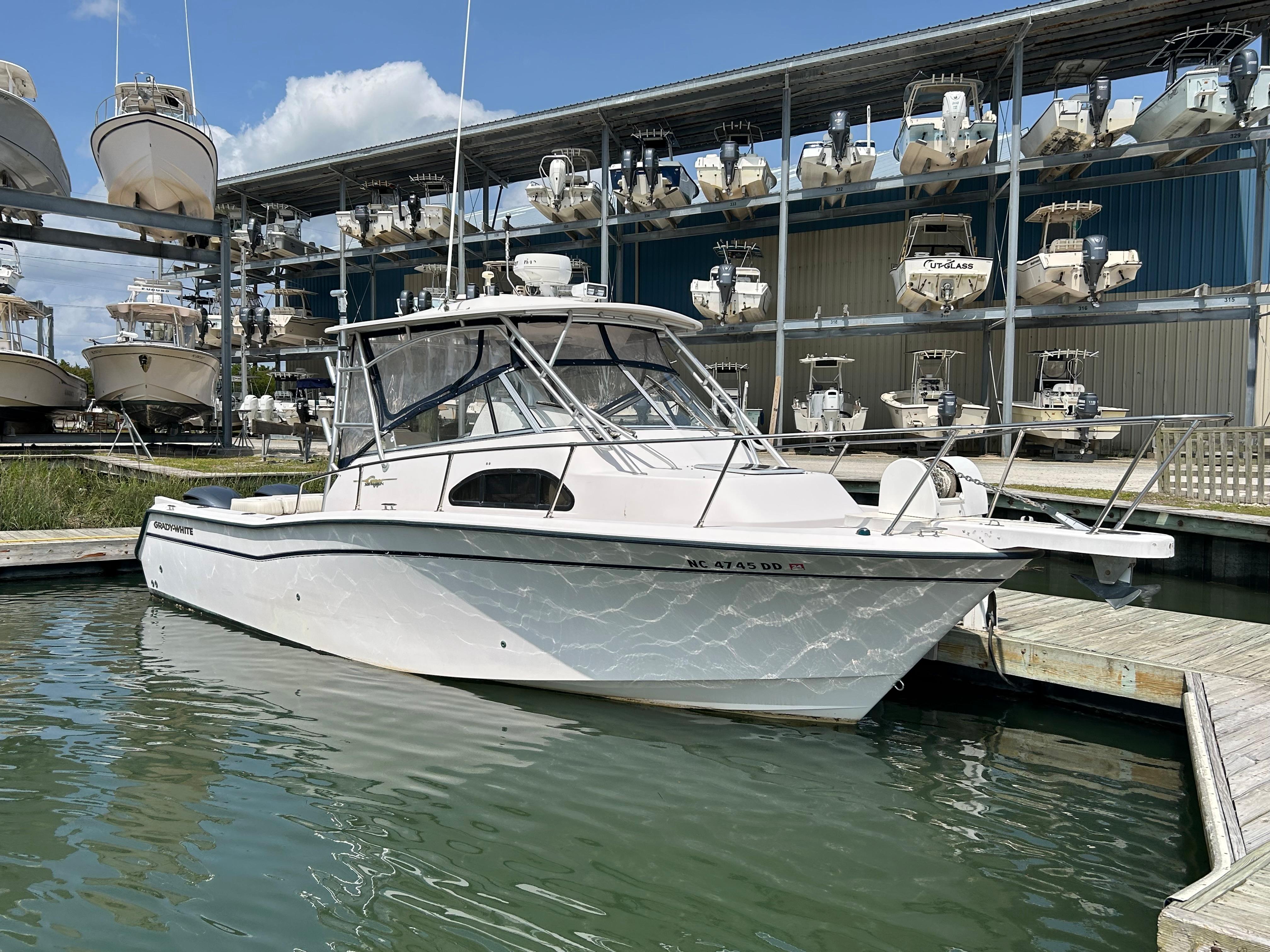 2024 Grady-White 300 Marlin 30ft