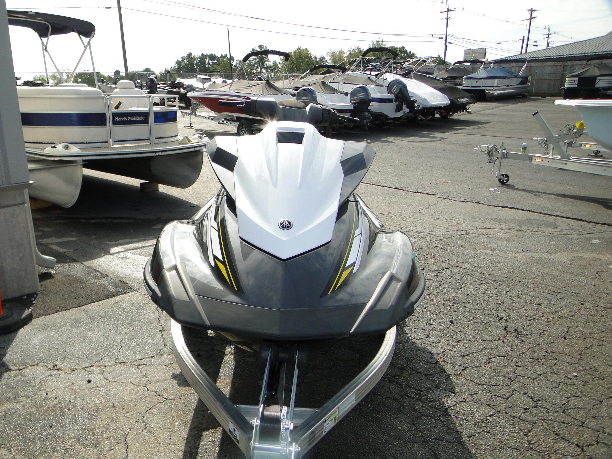 2017 Yamaha Boats VX Cruiser