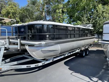 2023 Bentley Pontoons 240 CRUISE