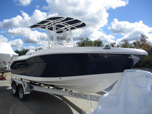 2024 Robalo R200 In stock trailer included Rebate expires 06/