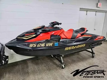 2019 Sea-Doo Waverunner RXT