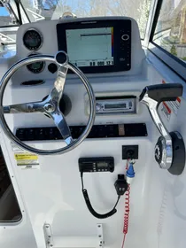 2014 Sea Hunt Victory 225