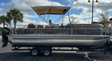 2023 Sun Tracker SportFish 22 XP3