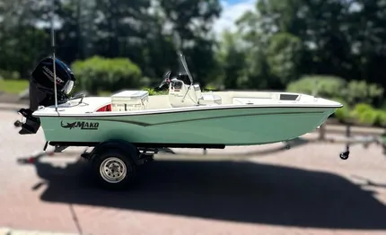 2024 Mako Pro Skiff 15 CC