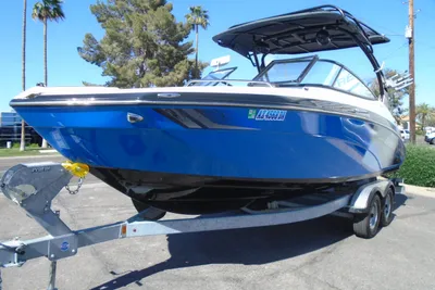 2017 Yamaha Boats 242X E-Series