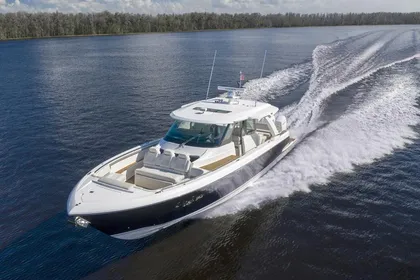 2023 Tiara Yachts 48 LS