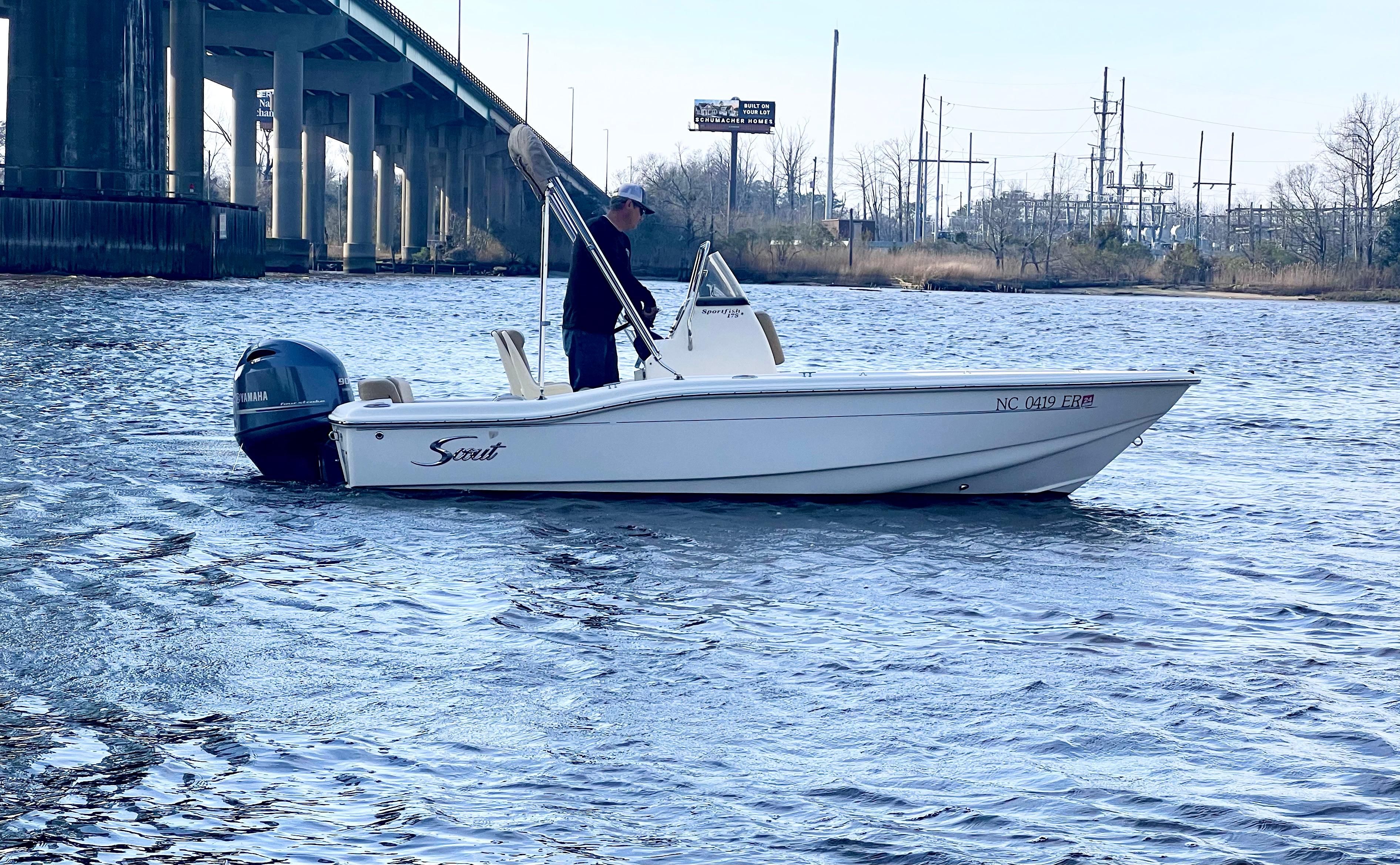 24 FT Center Console Sportsfisher (919)