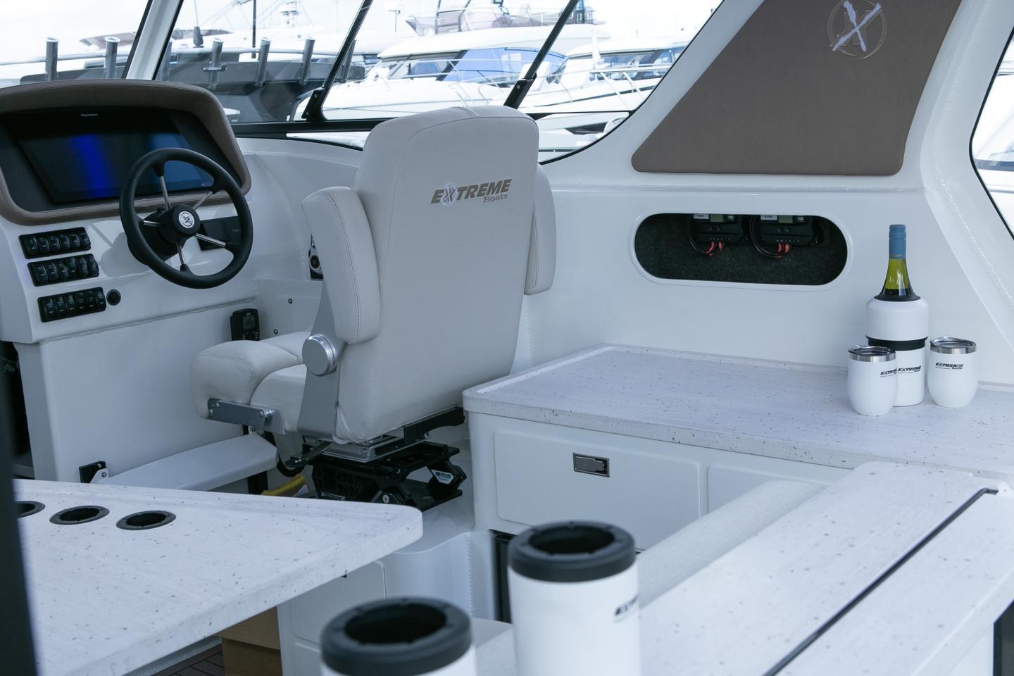 Galley and Helm on the Extreme Boats 986 Game King 32'