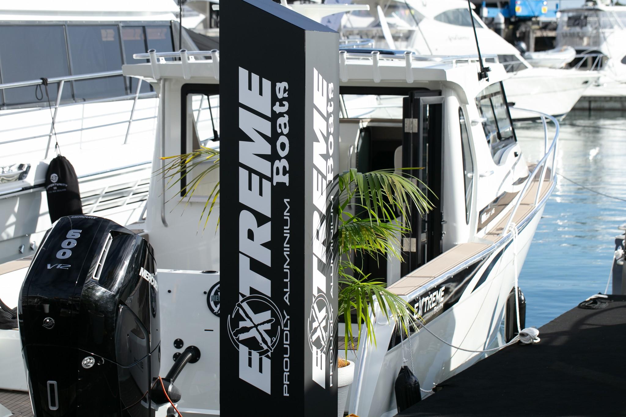 Extreme Boats 986 Game King 32' on Display at Boat Show 