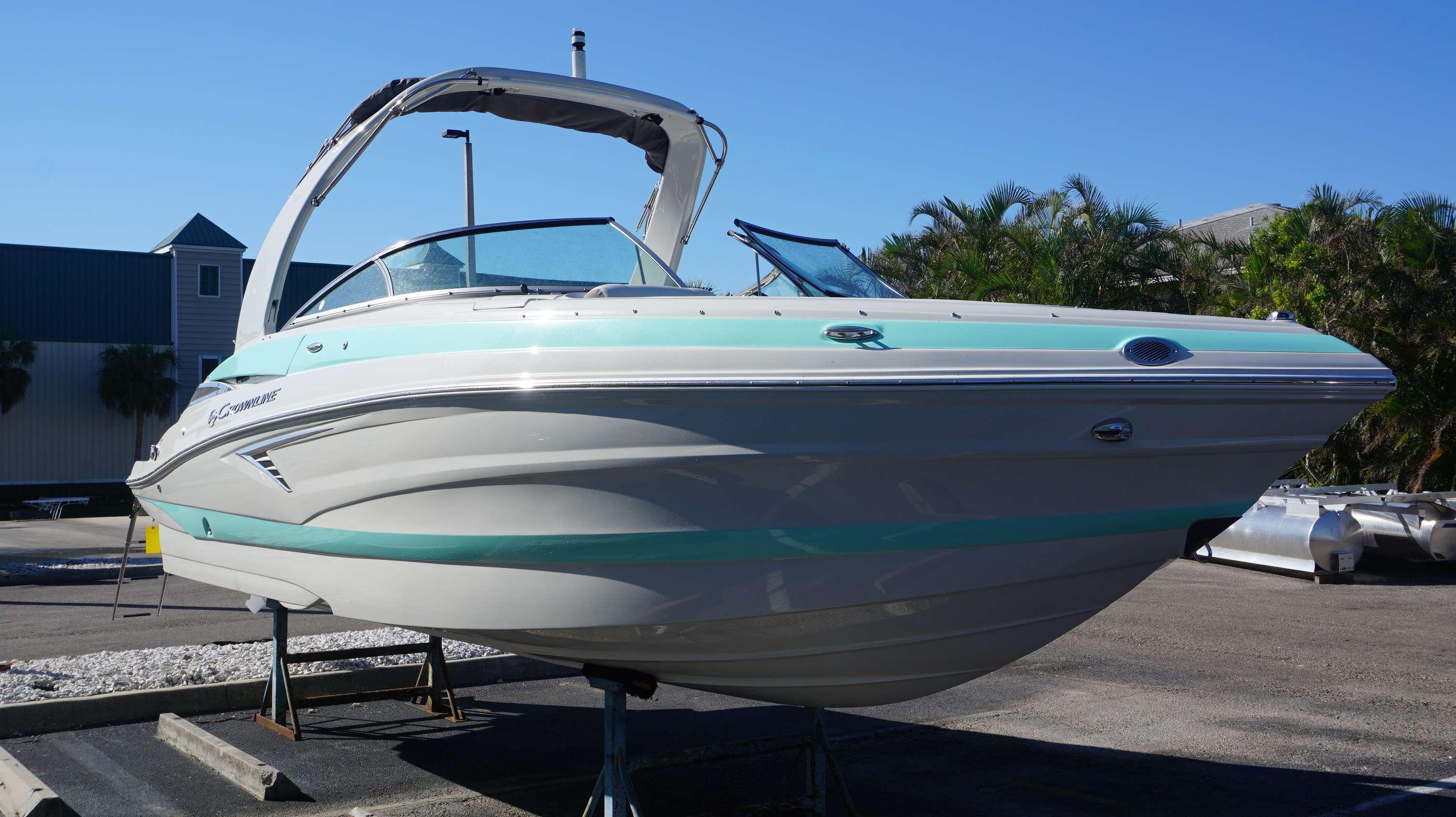 New 2023 Crownline 250 XSS, 33904 Cape Coral Boat Trader