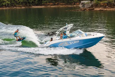 2024 Chaparral 23 Surf