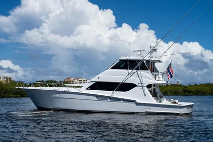 2004 Hatteras Enclosed Bridge