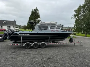 2015 KingFisher 2825 Offshore