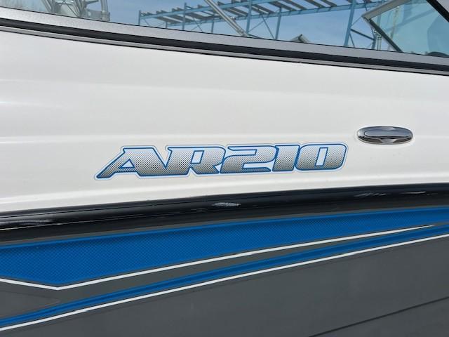 2015 Yamaha Boats AR210