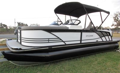 2023 Sylvan S-3 LS DC
