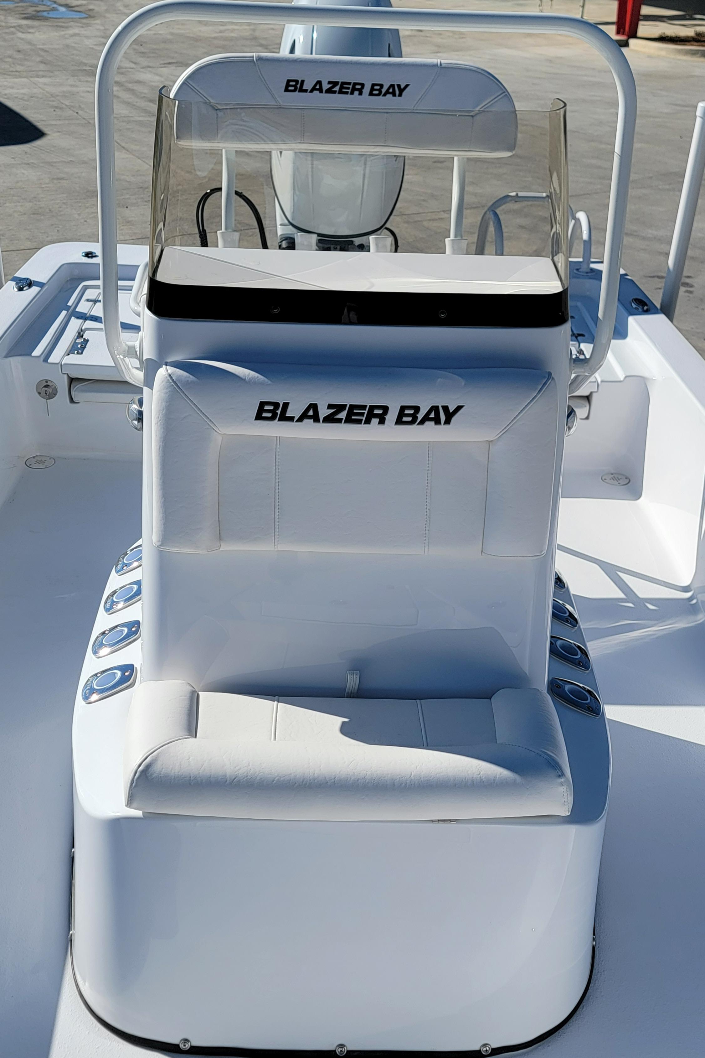2023 Blazer Bay 2220 Fisherman