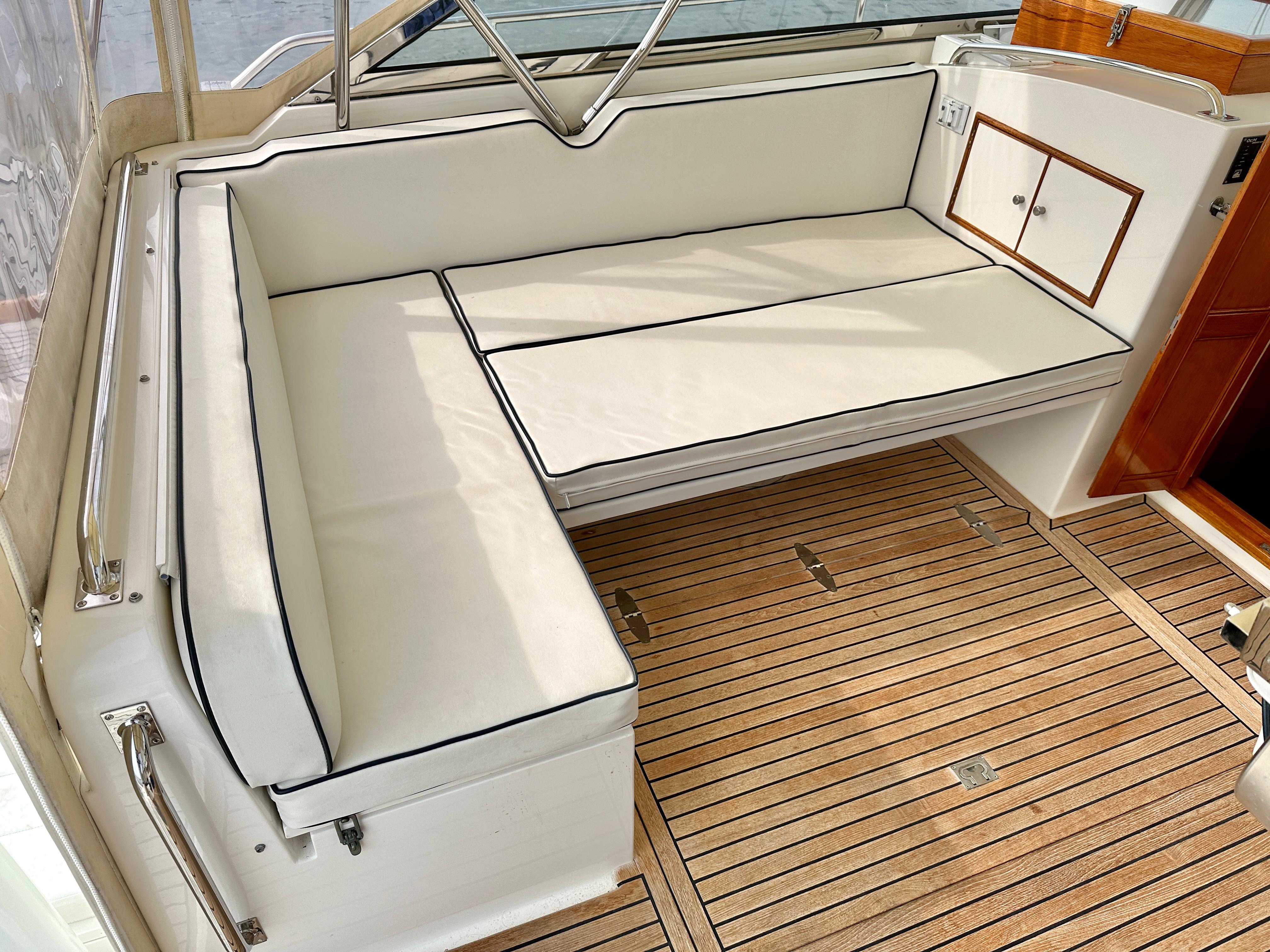 Helm Deck with Port Settee Insert