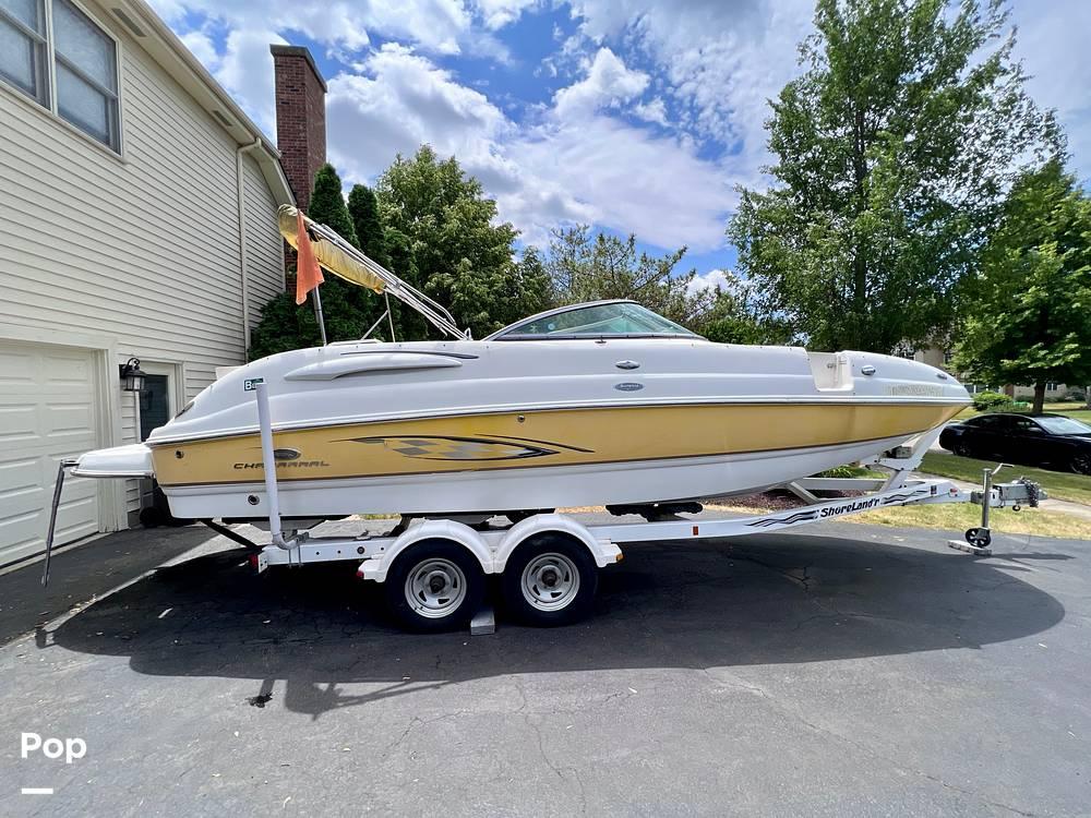 2006 Chaparral Sunesta 254DB for sale in Crystal Lake, IL