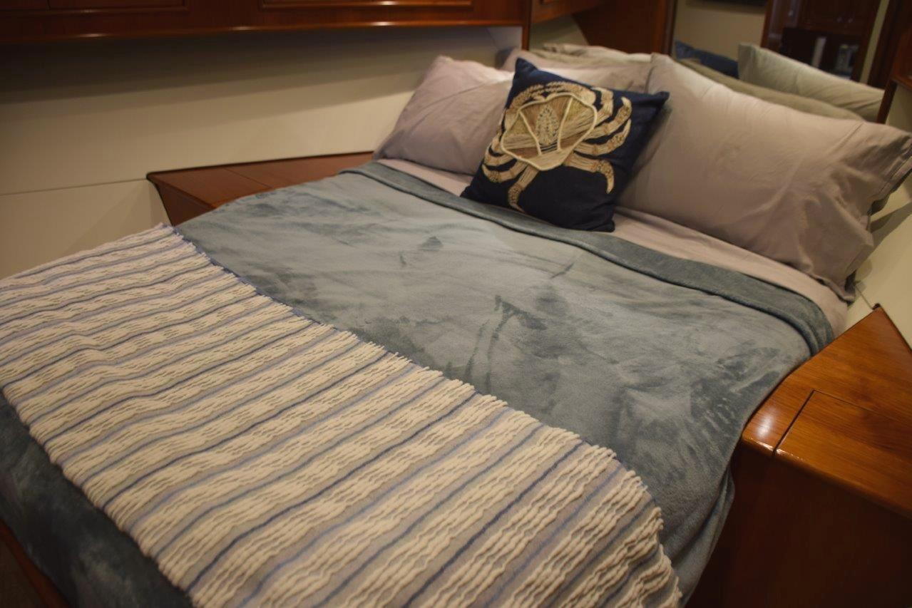 MSR berth (different bed spread)