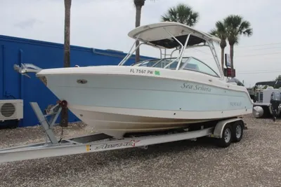 2015 Robalo R247