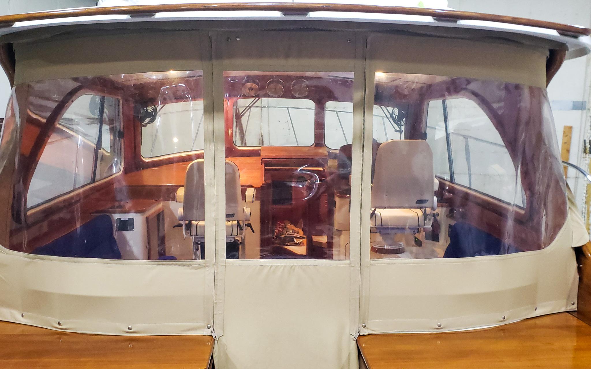 Hinckley Talaria 40 - Jubilee - Pilothouse - Soft Back Curtains with Roll-Up Door