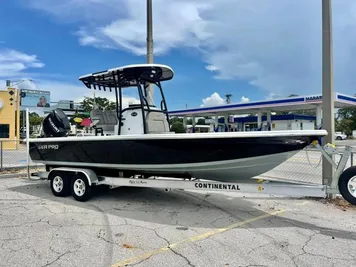 2024 Sea Pro 250 DLX BAY