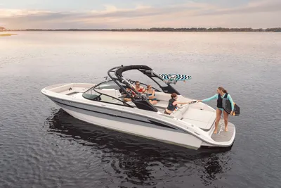 2024 Sea Ray 270SDX SURF