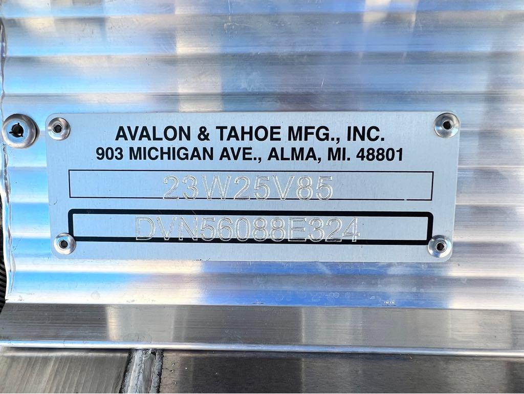 2024 Avalon Venture 85 Center Console Fish 23