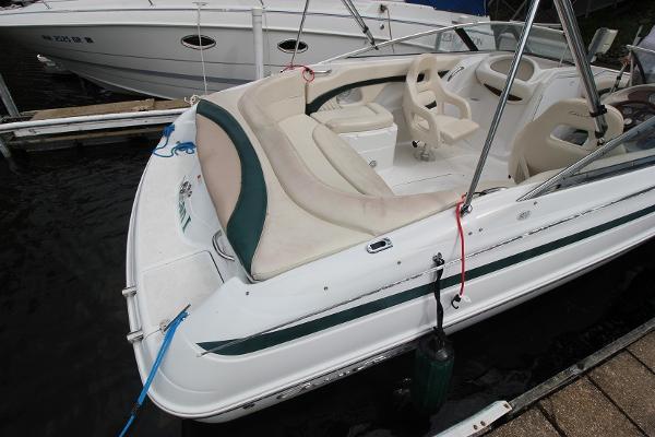 Used 1999 Chris-Craft Bowrider 210, 55043 Lakeland - Boat Trader