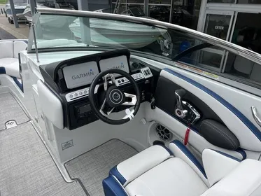 2024 Crownline 280 SS