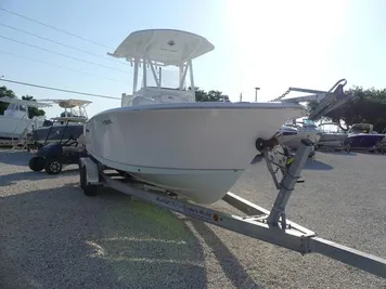 2015 Sea Hunt Ultra 225