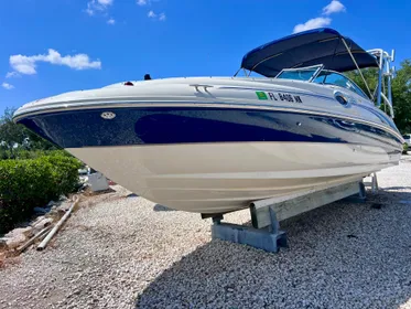 2004 Sea Ray 240 Sundeck 2021 MERC 383