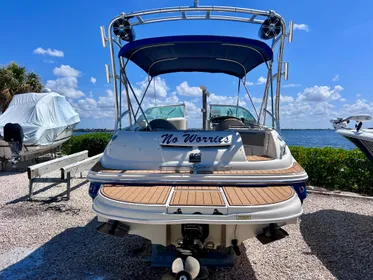 2004 Sea Ray 240 Sundeck 2021 MERC 383