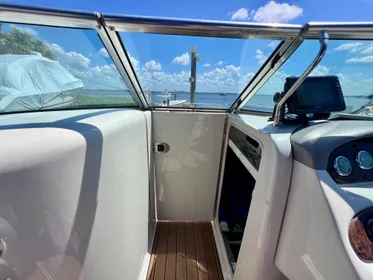 2004 Sea Ray 240 Sundeck 2021 MERC 383