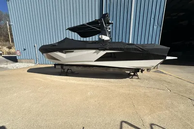 2023 Nautique Super Air Nautique S23