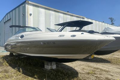 2008 Sea Ray 240 Sundeck