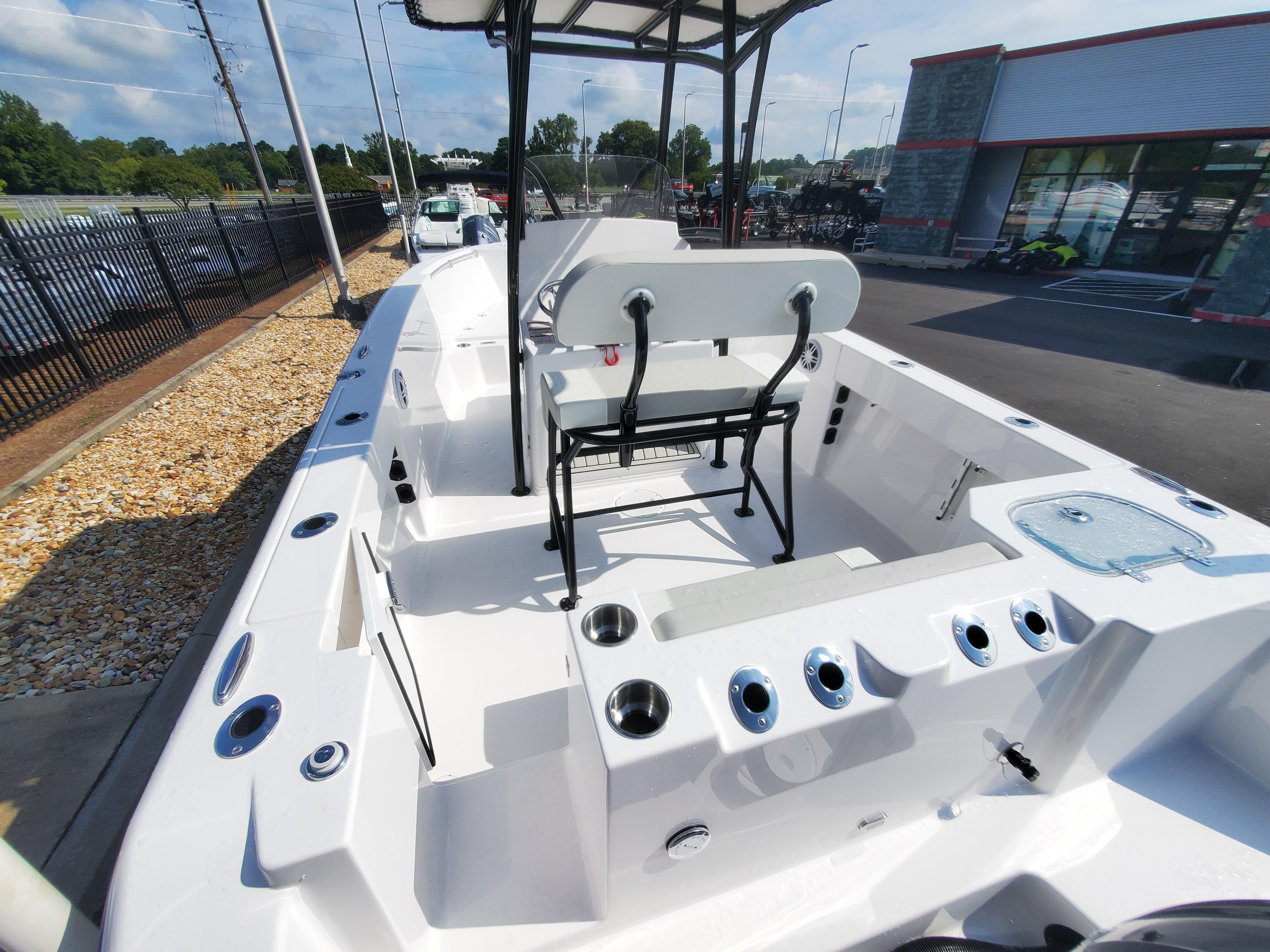 New 2024 Aquasport 220 CC, 28584 Cedar Point - Boat Trader