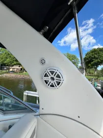 2005 Sea Ray 320 Sundancer