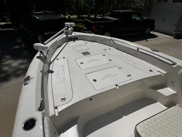 2021 Sea Chaser 26 LX