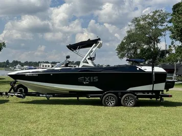 2021 Axis Wake Research A24