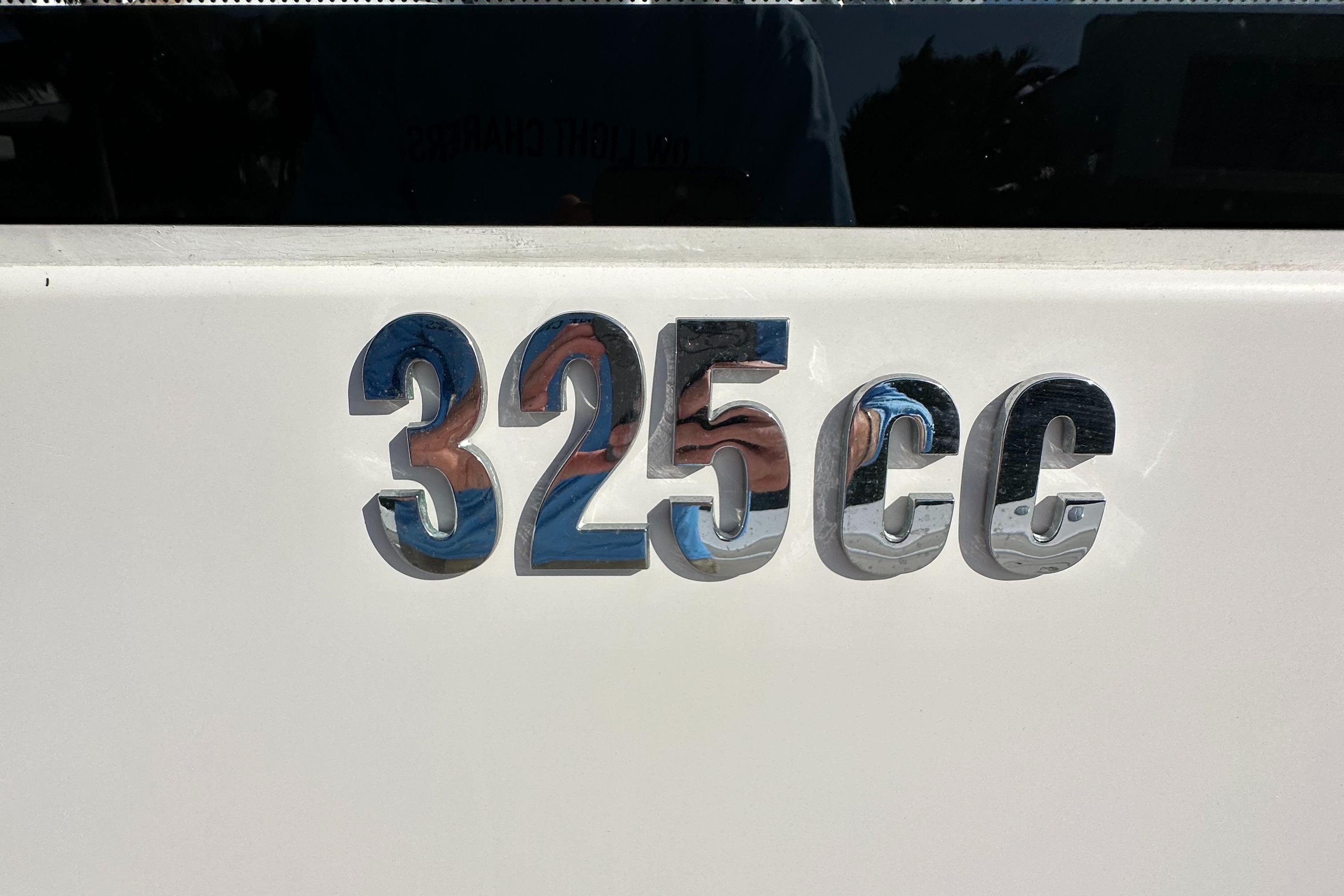 2013 Everglades 325cc